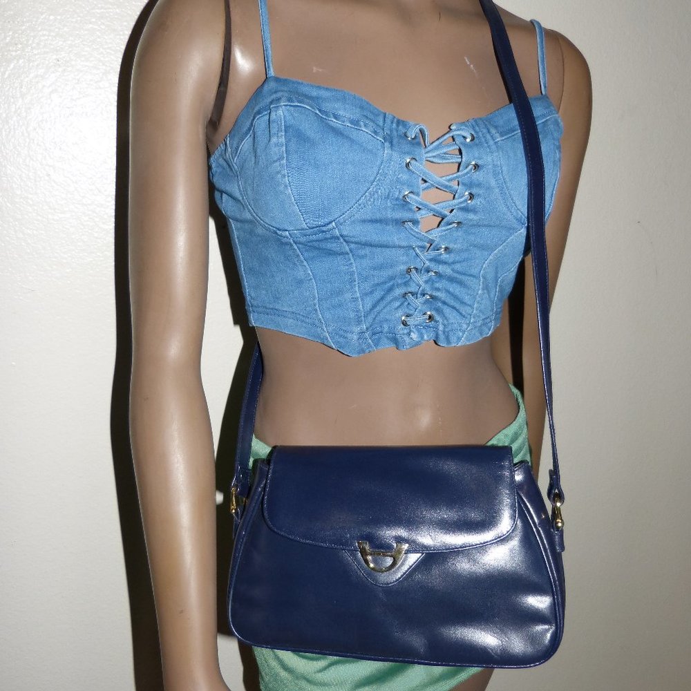 CC COURTENAY NAVY BLUE LEATHER BAG